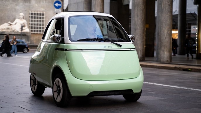 Tutti pazzi per la nuova microcar elettrica: quanto costa