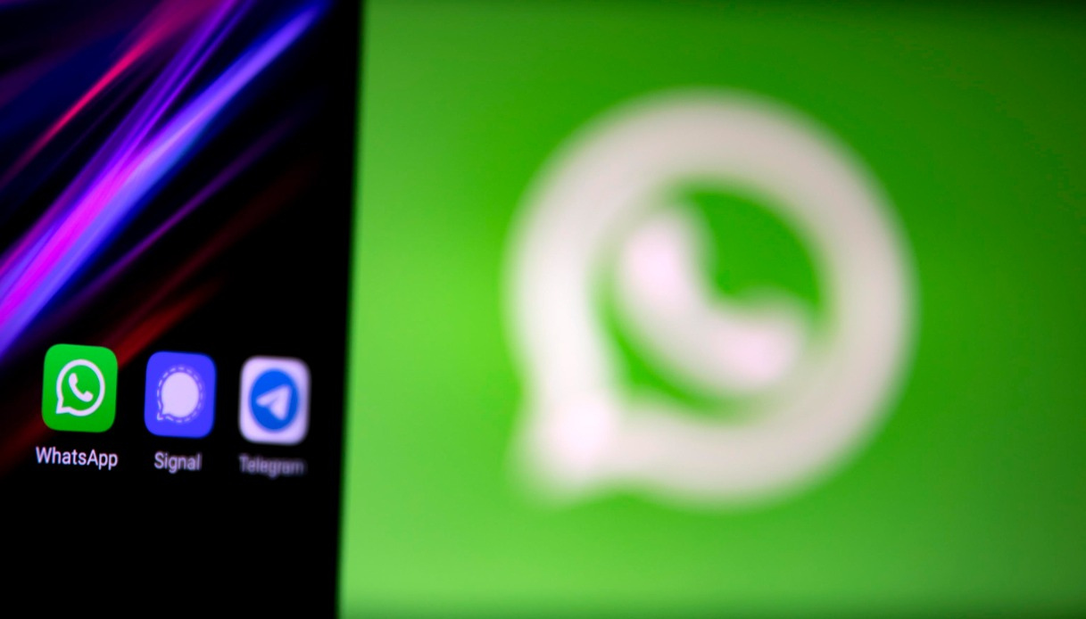 WhatsApp si rinnova: ecco le super novità sui messaggi