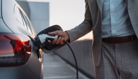 Per la prima volta in Europa le auto elettriche superano il diesel