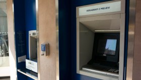 Addio contante: in Italia spariscono i bancomat