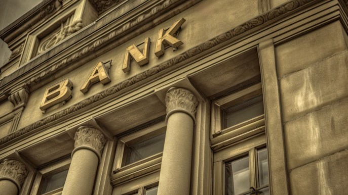 Banche minori in ritardo su incorporazione rischi climatici e ambientali