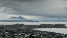 Terremoti, cos’è il fenomeno che sta sconvolgendo i Campi Flegrei