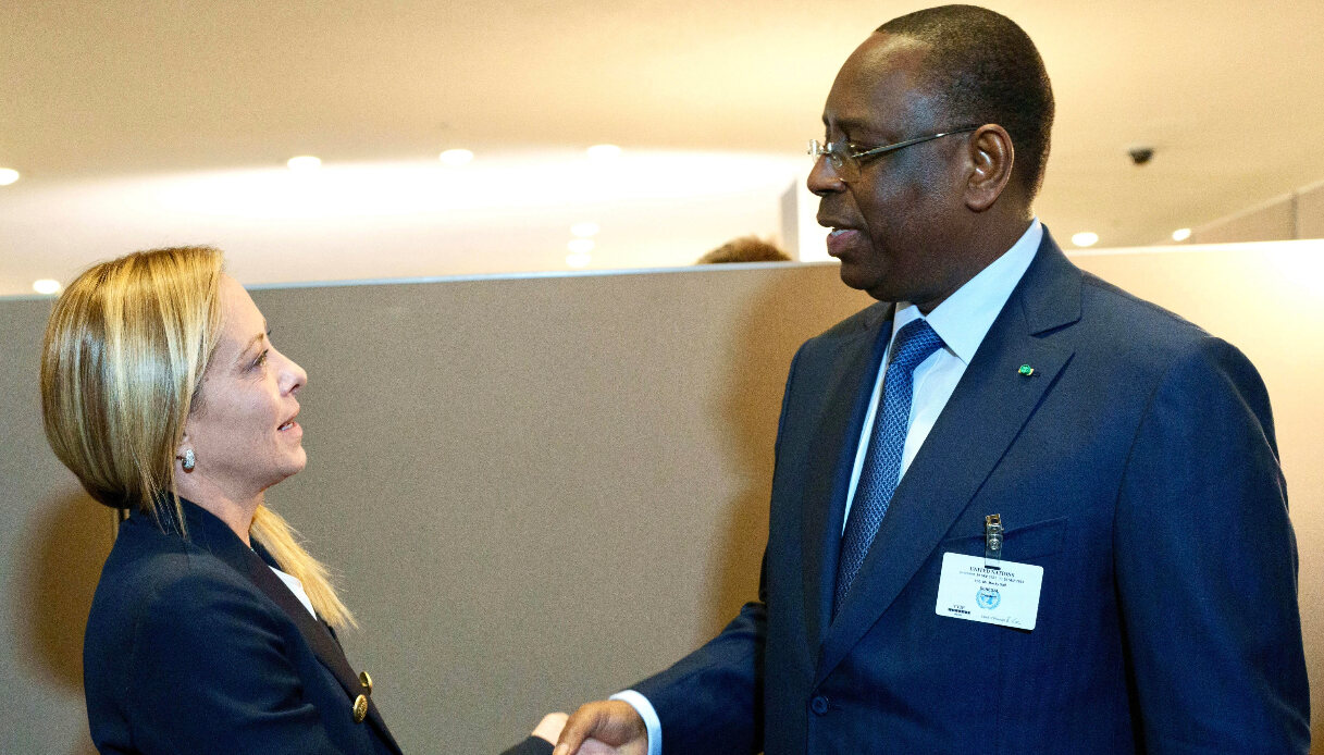 Svolta sui migranti, Meloni rivoluziona i Cpr: cosa cambia