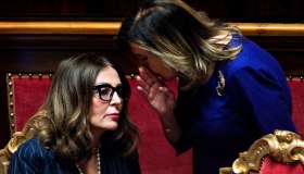 Affitti brevi, cambia la bozza: sassata per chi ha case su Airbnb. Le nuove regole