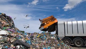 Ogni anno la nostra spazzatura percorre un lungo e inutile viaggio