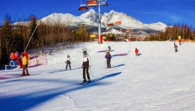 Montagna salata, prezzo degli skipass aumenta: quanto costa