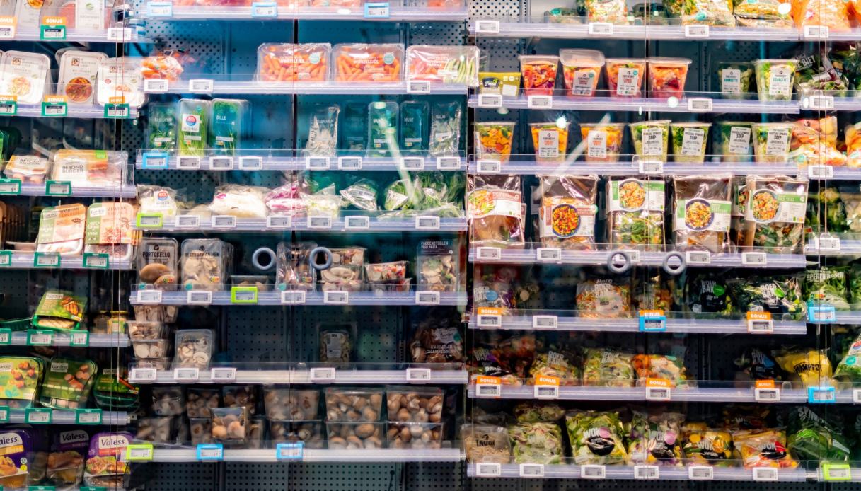 Nuovo regolamento Ue sugli imballaggi: cosa sparirà dai supermercati