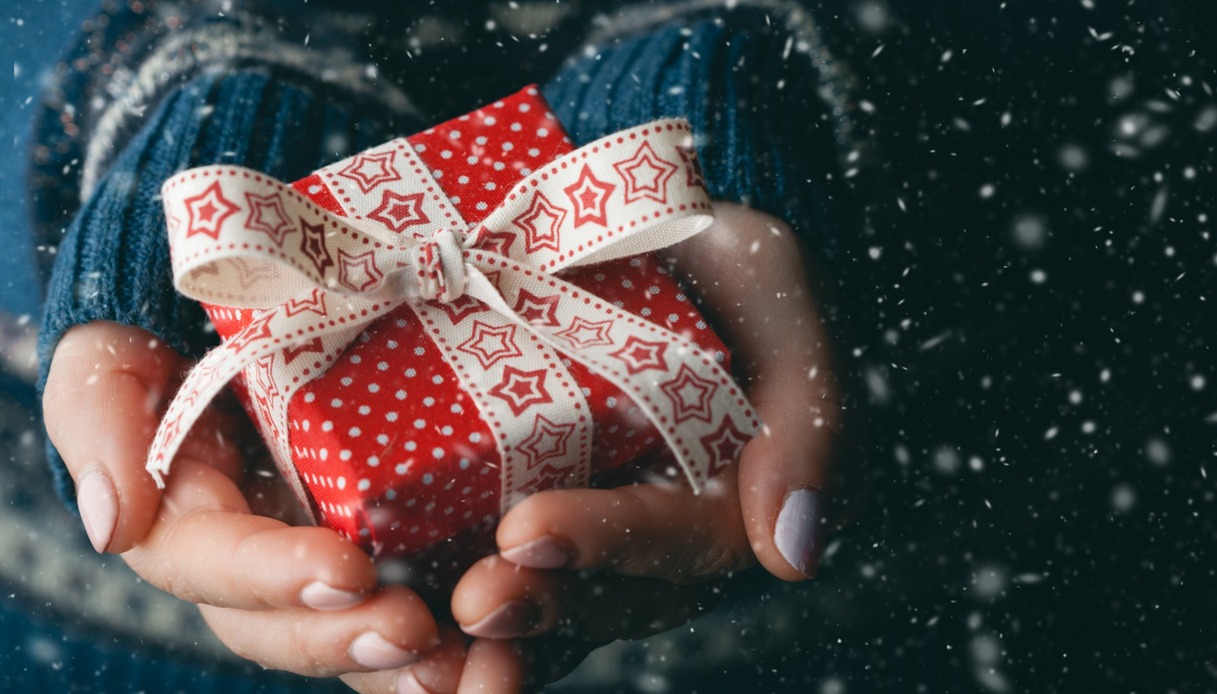 Regali solidali, per un Natale condiviso e sostenibile: 3 passi per iniziare