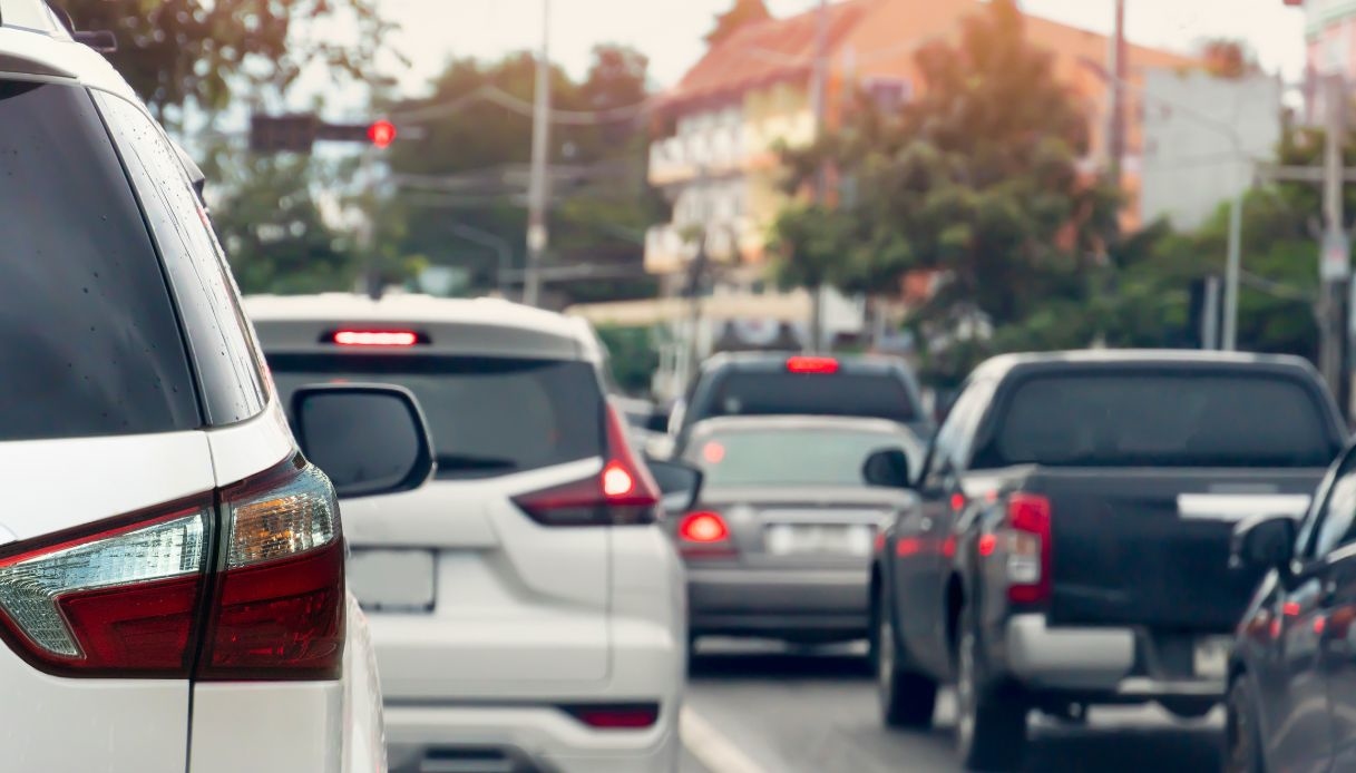 Nuovo regolamento Euro 7, riaprono i negoziati: quali auto potranno circolare nel 2024?