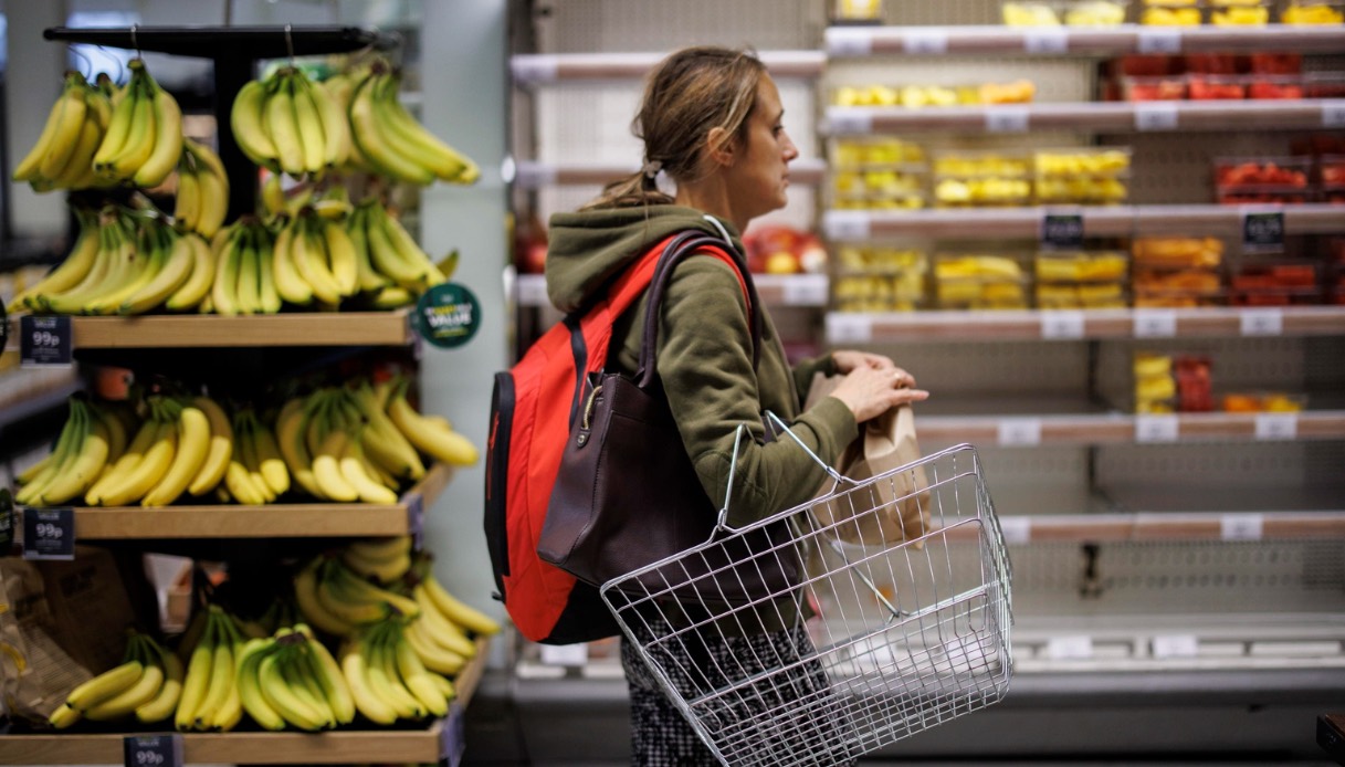 Frutta e verdura vietata nel carrello: aumento del 30%
