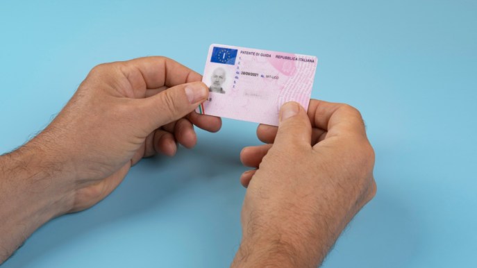 Rivoluzione patente, a 65 anni scatta un nuovo obbligo