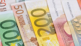 Novità per i bonifici: cosa ha deciso l’Europa