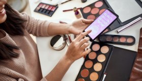 Vola il settore Beauty: i migliori corsi per diventare professionisti e trovare lavoro