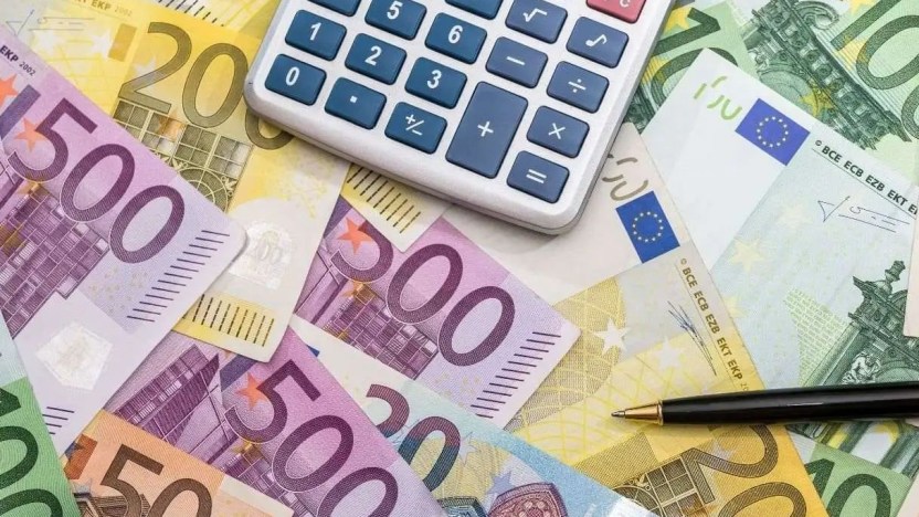 Busta paga di novembre più magra: quanto si perde