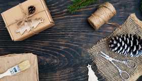 Come riutilizzare pacchi e carte regalo di Natale