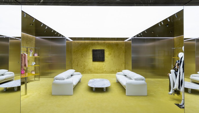 Nuovo store Gucci in via Montenapoleone 5.