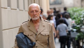 Le star piangono Lorenzo Riva, dall’alta moda agli abiti da sposa