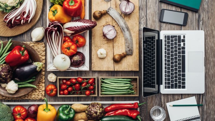 Dai cosmetici con gli scarti di mela alla prima doggy-bag 100% bio: le migliori invenzioni in ambito ecofood