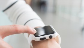 “Sempre meno smartphone e pc, sempre più tecnologie indossabili e dispositivi di computing spaziale”. Come sarà il futuro