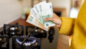 Bollette gas, aumenti di 177 euro per chi non ha fatto il passaggio al mercato libero