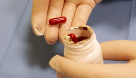 Una pillola anti Covid per una guarigione lampo: ecco come funziona