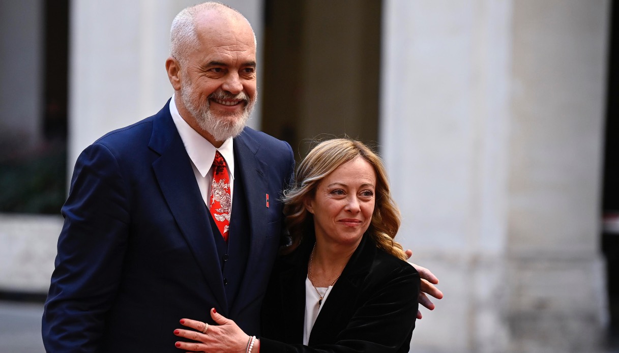 Migranti, accordo Italia-Albania: cosa ha deciso la Corte Costituzionale