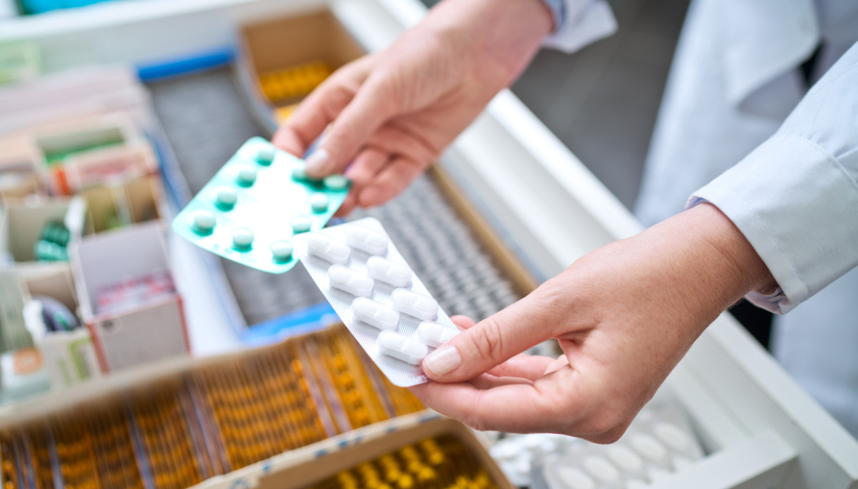 Tumore ai polmoni, nuovo farmaco per i non fumatori: sì dell’Aifa alla rimborsabilità