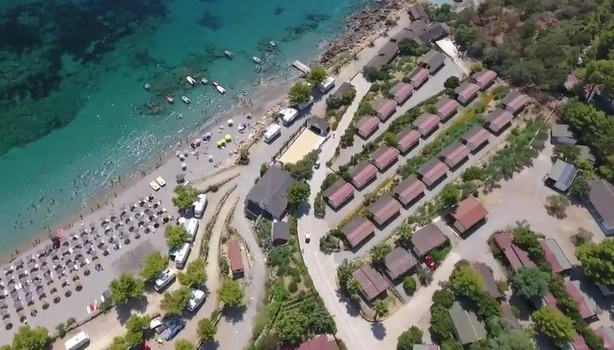 Google Earth e Maps per scovare gli abusi edilizi: le foto satellitari si possono usare