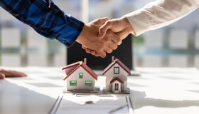 Affitti brevi, entro il 30 giugno si devono comunicare tutti i dati all’Agenzia delle Entrate