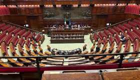 Super concorso alla Camera per 125 assistenti e consiglieri: fino a 240 mila euro di stipendio all’anno