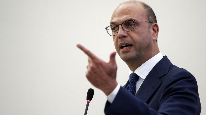 Crollo cantiere Firenze, la ditta dell’ex ministro Alfano è la stessa dell’incidente del supermercato a Genova