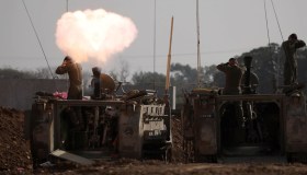 Israele, il Qatar annuncia il “sì” di Hamas all’accordo sugli ostaggi ma a condizioni “difficili”