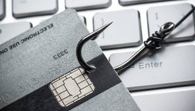 Truffa con il phishing: banca condannata a risarcire una cliente per 50mila euro