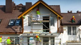 Case green, costi fino a 60mila euro ad appartamento e oltre 100mila per una villetta