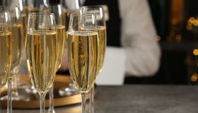 Export vino italiano in calo: soffrono i rossi, resistono i bianchi ma il Prosecco supera lo Champagne