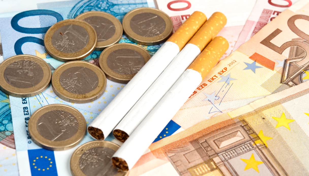 Aumenti sigarette, scatta la nuova stangata: quali marche costano di più