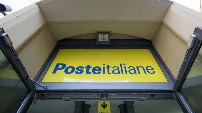 Poste Italiane, obiettivo 2,3 miliardi di utile al 2028 e ricavi a 13,5 miliardi: i piani per il futuro