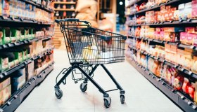 Grissini ritirati dal mercato per rischio microbiologico: i lotti interessati