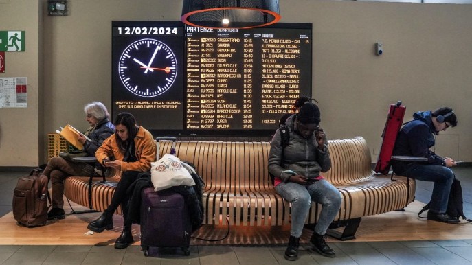 Sciopero nazionale treni 23 e 24 marzo, orari e fasce protette