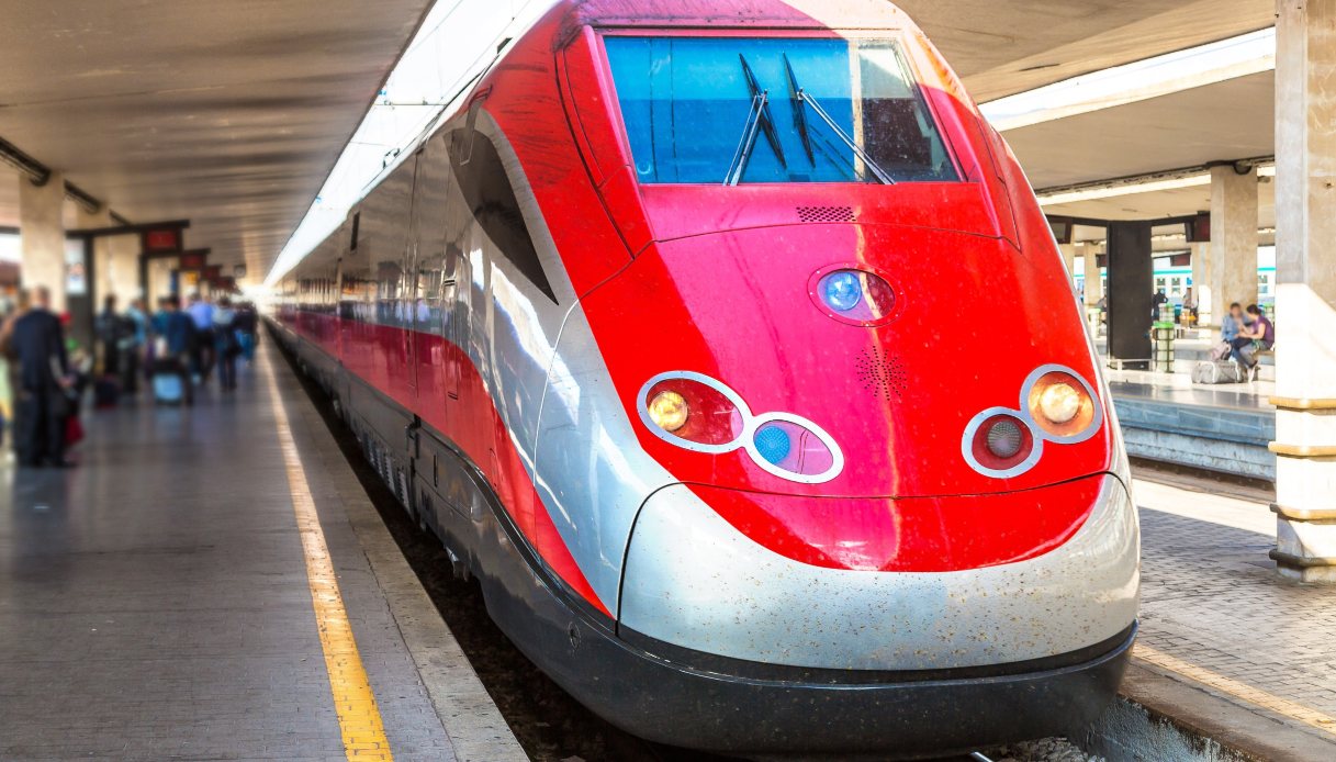 Trenitalia ritira i limiti per i bagagli sulle Frecce: quando potrebbero tornare