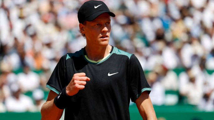 Jannik Sinner vola in semifinale a Montecarlo contro Tsitsipas: quanto ha guadagnato
