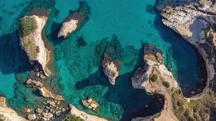 Italia tra i 10 Paesi Ue con acque di balneazione eccellenti: le Regioni con il mare più pulito