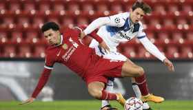 Liverpool-Atalanta, all’Anfield tifo Reds senza bandiere per il caro-biglietti: e in Italia?