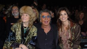 Il mondo ricorda Roberto Cavalli, morto oggi a 83 anni