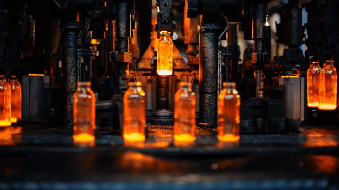 Industria italiana del vetro, il 68% delle aziende è pronta per la decarbonizzazione