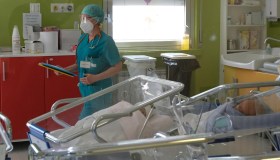 Record negativo della natalità in Italia: le conseguenze sull’economia