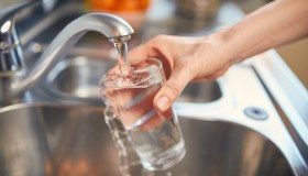 Pfas, negli Usa limite zero nell’acqua potabile per salvare milioni di persone