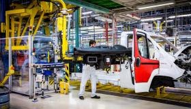 Stellantis, partono oggi gli incontri con il Governo: sul tavolo il futuro di Melfi e Mirafiori