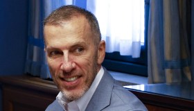 Riflettori su Tim in attesa dell’assemblea: lista Board verso il trionfo