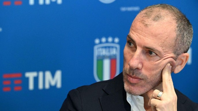 Tim, scontro in Cda con Merlyn sulla lettera ai soci: l’azienda chiede la rettifica